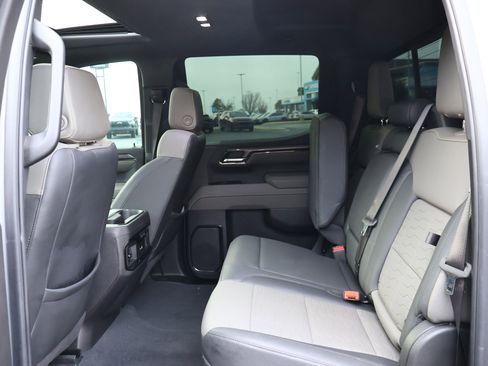 Used 2025 Chevrolet Silverado 1500 ZR2 w/ Technology Package image 26