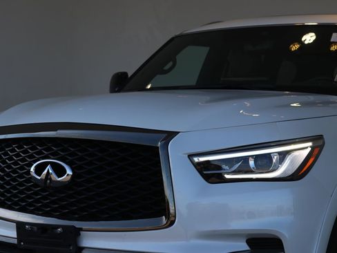 Certified 2024 INFINITI QX80 Sensory AWD/4WD image 11