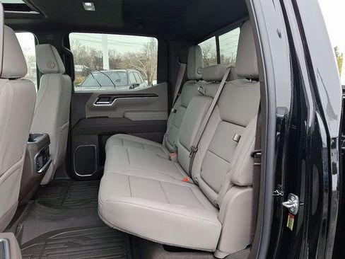 New 2026 GMC Sierra 1500 SLT w/ SLT Premium Plus Package image 6