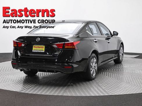 Used 2020 Nissan Altima 2.5 S AWD/4WD image 5