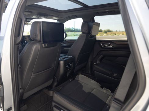 Used 2024 Chevrolet Tahoe High Country w/ Advanced Technology Package AWD/4WD image 16