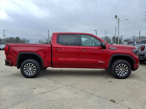 Used 2023 GMC Sierra 1500 AT4 w/ Technology Package image 8
