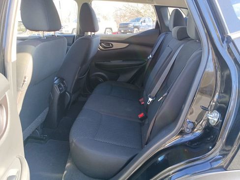 Used 2018 Nissan Rogue Sport S w/ S Appearance Package image 5