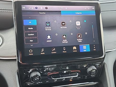 New 2025 Jeep Grand Cherokee L Limited w/ Black Appearance Package image 39