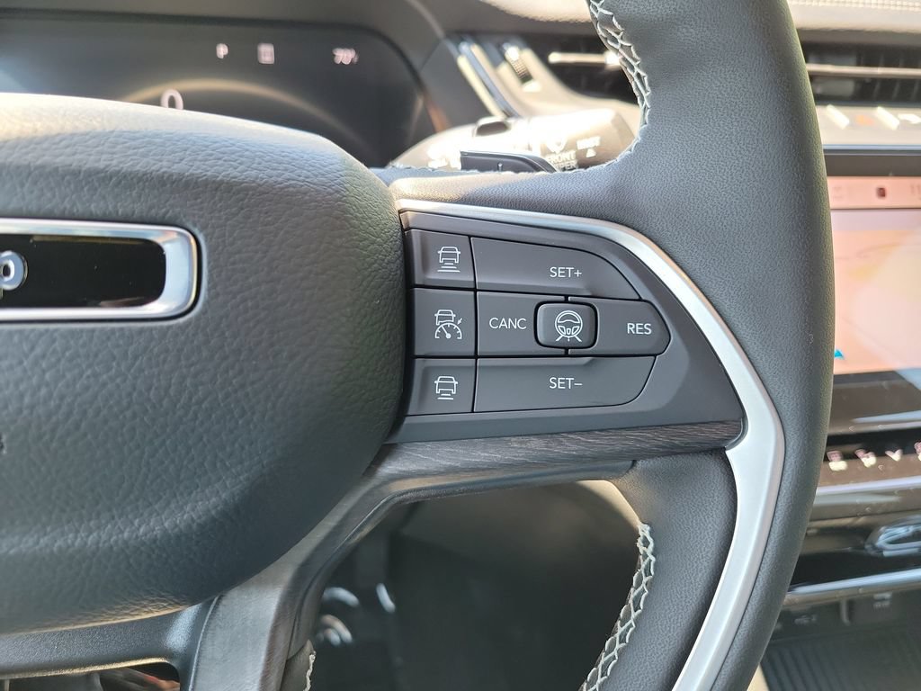 New 2026 Jeep Grand Cherokee L 2WD image 12