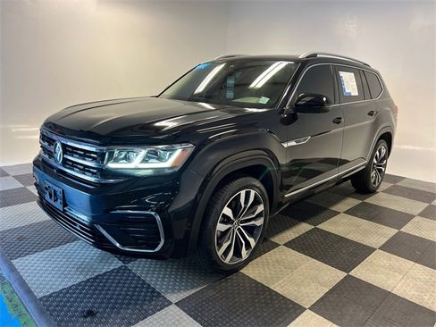 Used 2022 Volkswagen Atlas SEL Premium image 3