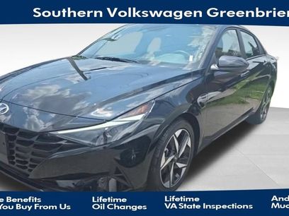 Used 2023 Hyundai Elantra SEL