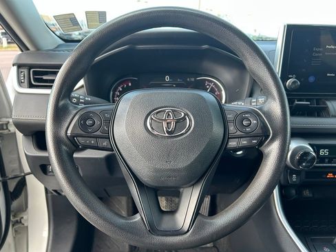 Used 2023 Toyota RAV4 XLE AWD/4WD image 22