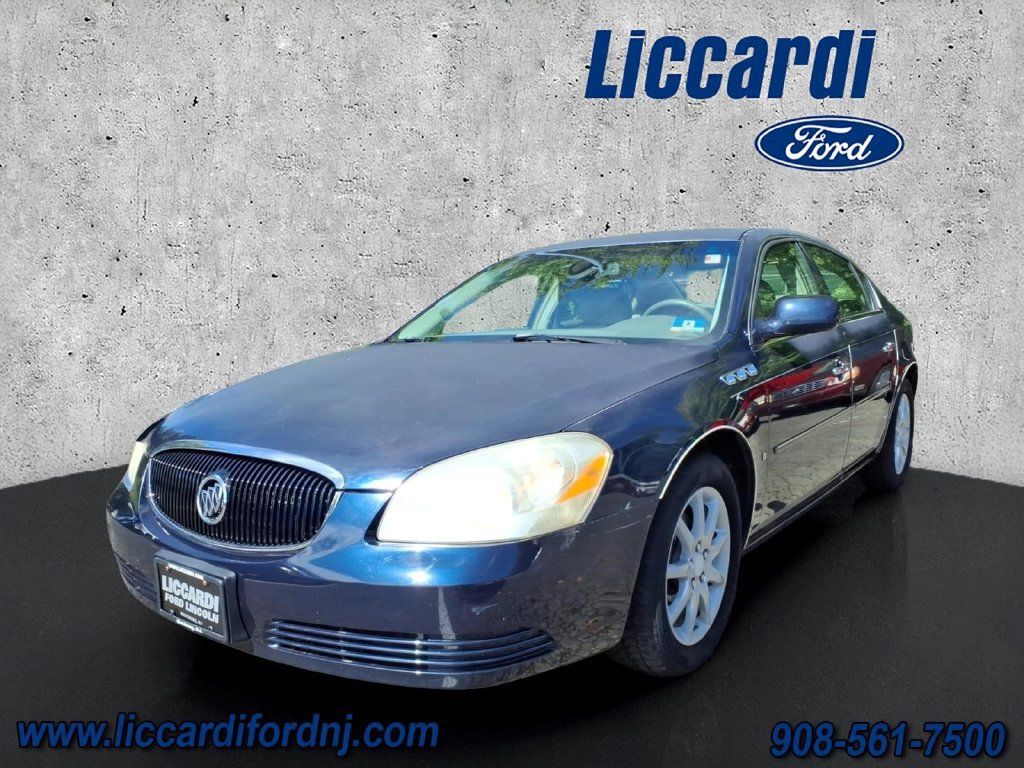 Used 2008 Buick Lucerne CXL w/ Driver Confidence Package FWD image 3