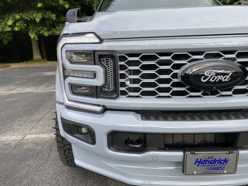 Used 2025 Ford F450 Platinum w/ FX4 Off-Road Package AWD/4WD image 14
