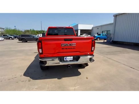 New 2026 GMC Sierra 2500 SLE w/ SLE Value Package; image 7