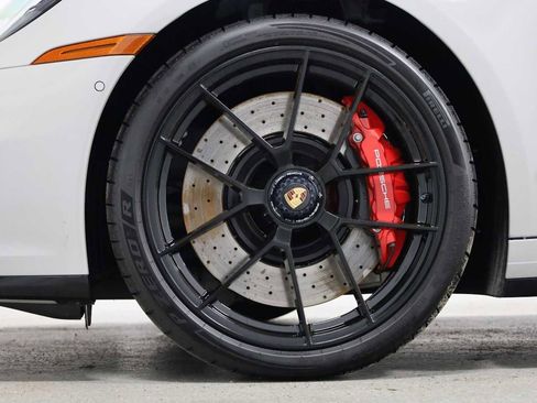 Used 2025 Porsche 911 Carrera 4 GTS AWD/4WD image 39