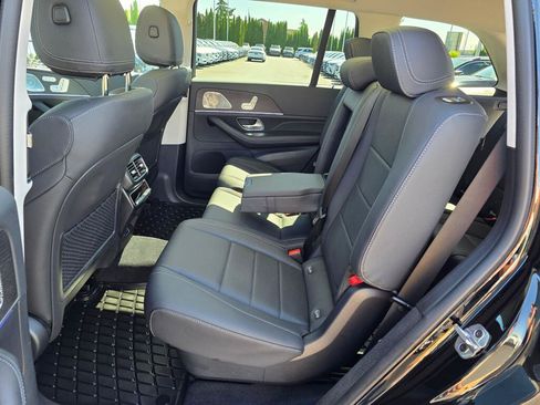 Used 2026 Mercedes-Benz GLS 450 4MATIC image 19