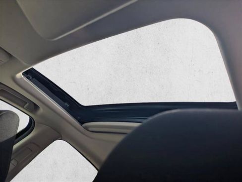 Used 2018 Honda HR-V EX image 15