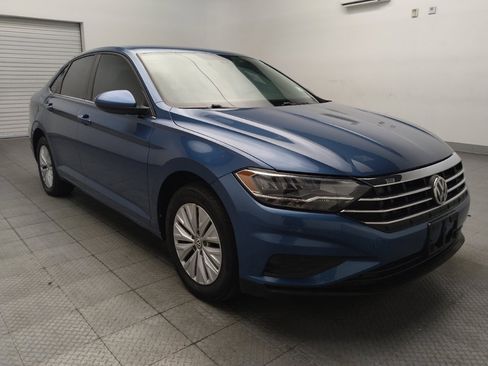 Used 2019 Volkswagen Jetta S w/ Driver Assistance Package FWD image 13