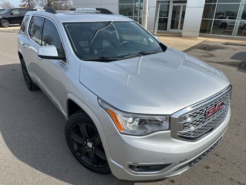 Used 2017 GMC Acadia Denali w/ Technology Package image 6