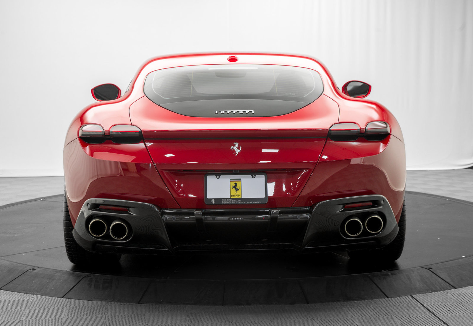 Used 2022 Ferrari Roma RWD image 6