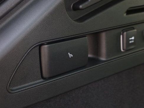 New 2025 Maserati Grecale Modena image 31