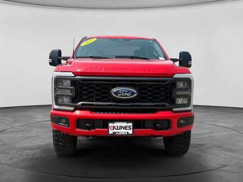Used 2023 Ford F250 XL w/ STX Appearance Package AWD/4WD image 2