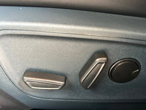 Used 2025 Ford Maverick Lobo AWD/4WD image 15