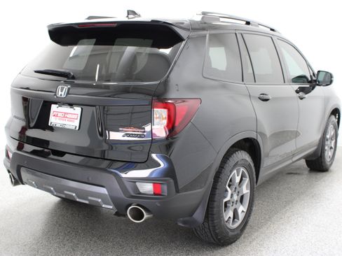Used 2022 Honda Passport TrailSport image 7