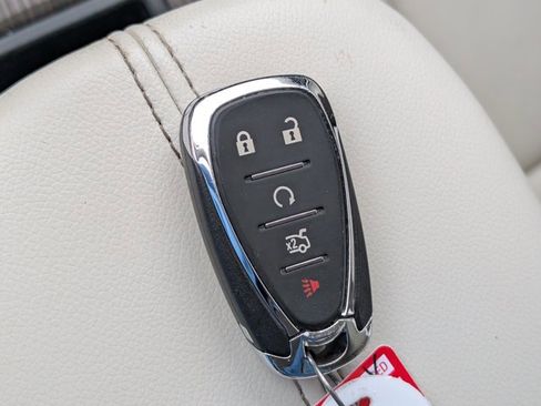 Used 2024 Chevrolet Malibu LT image 30