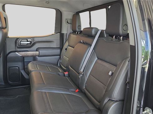 Used 2021 GMC Sierra 1500 Denali w/ Technology Package AWD/4WD image 18