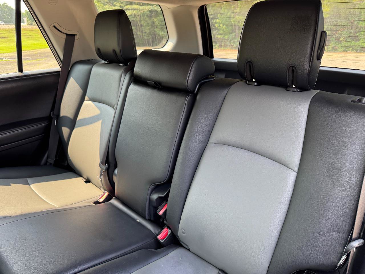 Used 2017 Toyota 4Runner SR5 Premium RWD image 18