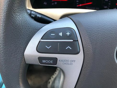 Used 2010 Toyota Camry FWD image 22