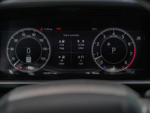 Used 2020 Land Rover Discovery HSE AWD/4WD image 16