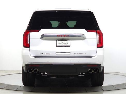Used 2024 GMC Yukon Denali AWD/4WD image 6