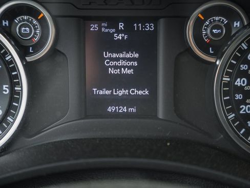 Used 2022 RAM 2500 Tradesman w/ Chrome Appearance Group AWD/4WD image 41