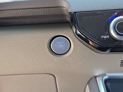 New 2026 Kia Carnival EX FWD image 28