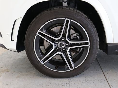 Used 2023 Mercedes-Benz GLS 450 4MATIC image 51