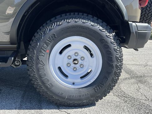 New 2026 Ford Bronco Heritage Edition AWD/4WD image 27