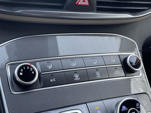 Used 2023 Hyundai Santa Fe SE image 22