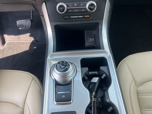 Used 2024 Ford Edge SEL w/ Convenience Package AWD/4WD image 31