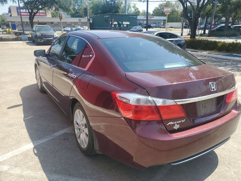 Used 2014 Honda Accord EX image 4