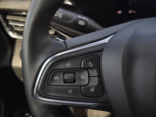 Used 2024 Buick Envista Sport Touring w/ Convenience I Package FWD image 28