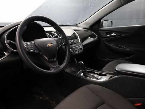 Used 2020 Chevrolet Malibu LS image 8