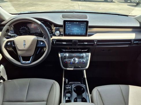 Used 2022 Lincoln Corsair FWD w/ Equipment Group 101A image 6