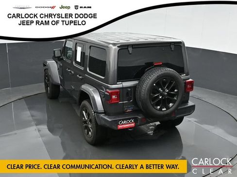 Used 2025 Jeep Wrangler Unlimited Sahara w/ Safety Group AWD/4WD image 49