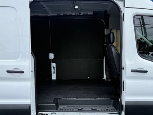 Used 2025 Ford Transit 250 148 Medium Roof w/ Load Area Protection Package RWD image 14