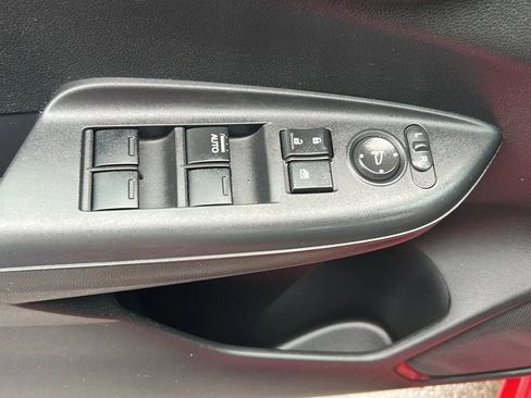 Used 2015 Honda Fit EX image 14