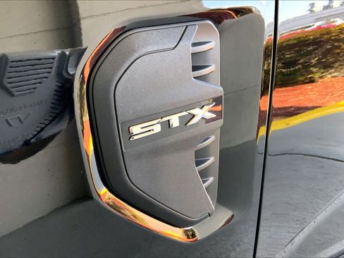 Used 2024 Ford Ranger XL image 10