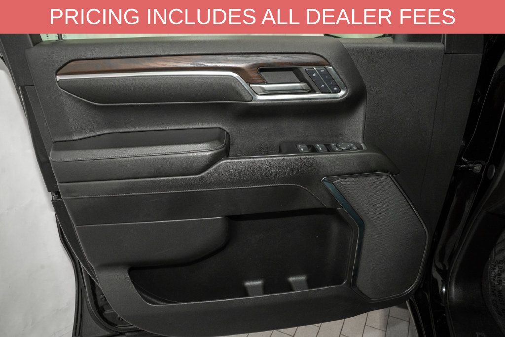 Used 2024 GMC Sierra 1500 SLT AWD/4WD image 16