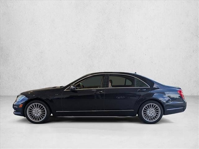 Used 2010 Mercedes-Benz S 550 image 2