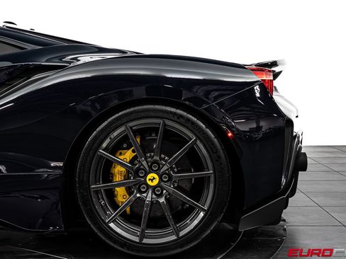 Used 2019 Ferrari 488 Pista Coupe RWD image 26
