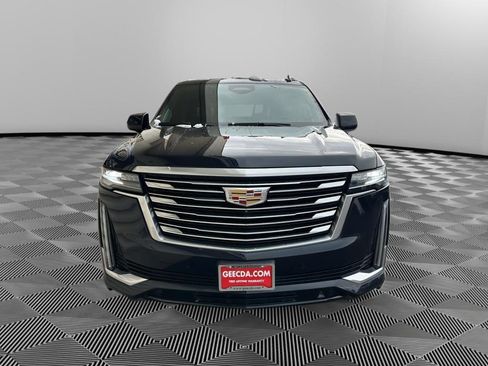 Used 2022 Cadillac Escalade Premium Luxury Platinum w/ Heavy-Duty Trailer Package AWD/4WD image 2