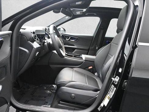 Certified 2026 Mercedes-Benz GLC 300 4MATIC image 9